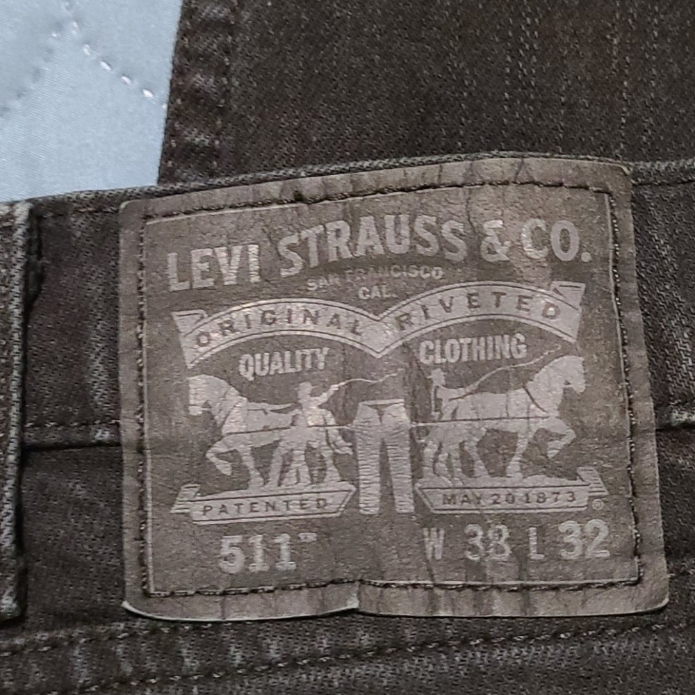 Jeans - Picture 3 of 3
